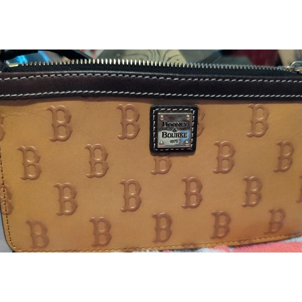 Dooney And‎ Bourke Boston Red Sox MLB Wristlet NEW